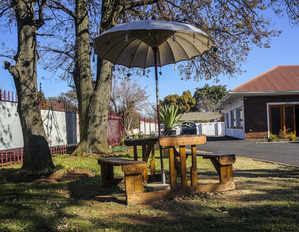 Acn International Regency Lodge Kempton Park Eksteriør billede