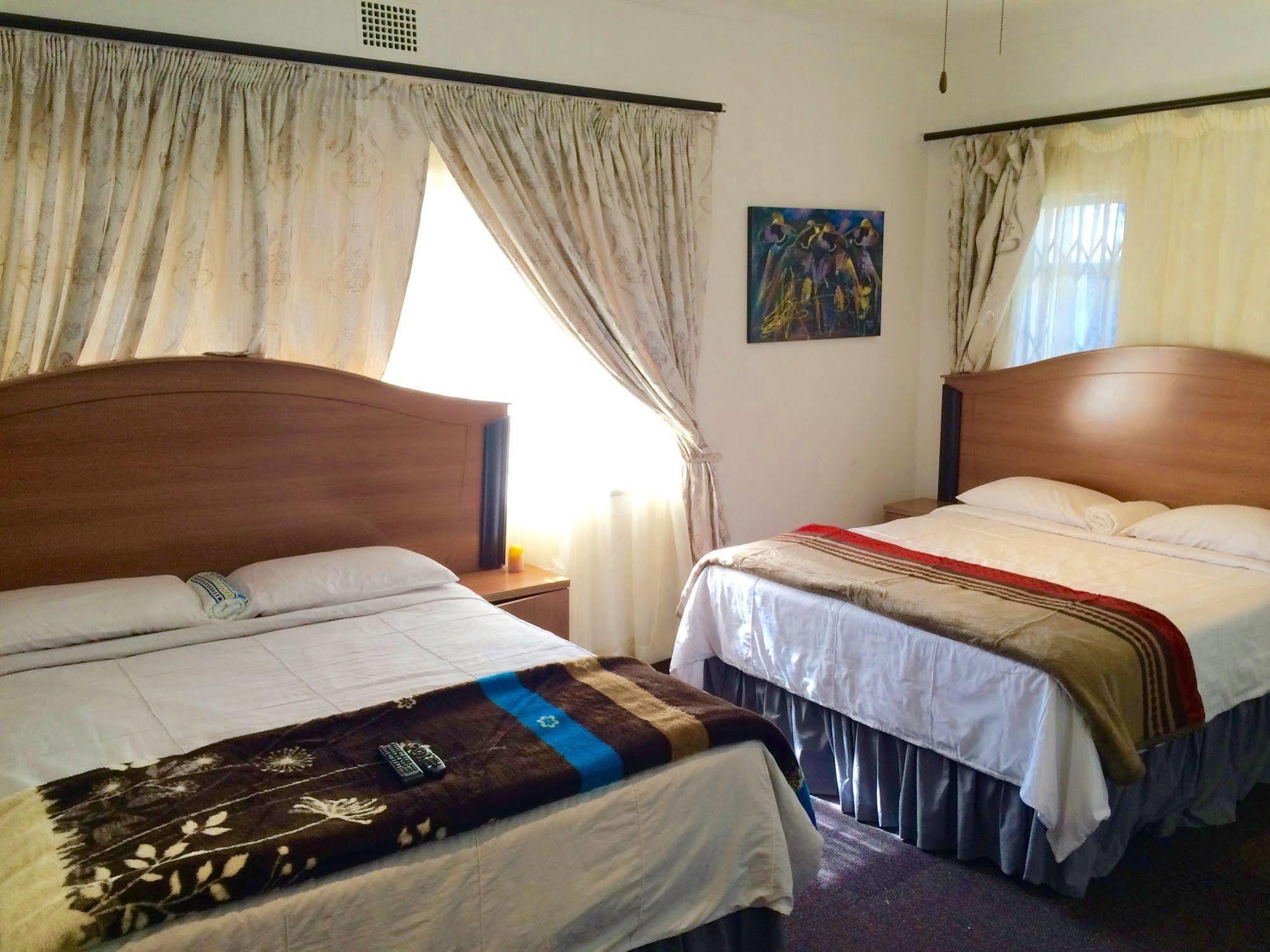 Acn International Regency Lodge Kempton Park Eksteriør billede