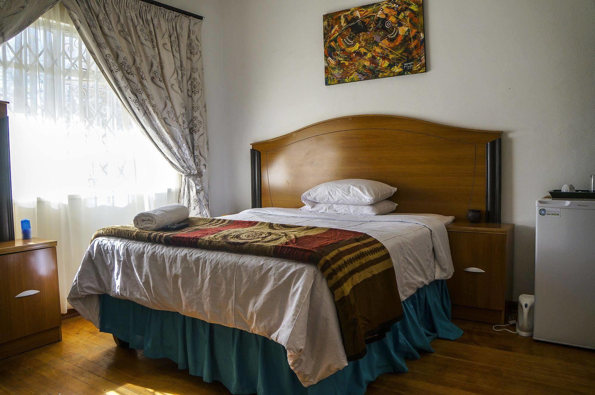 Acn International Regency Lodge Kempton Park Eksteriør billede