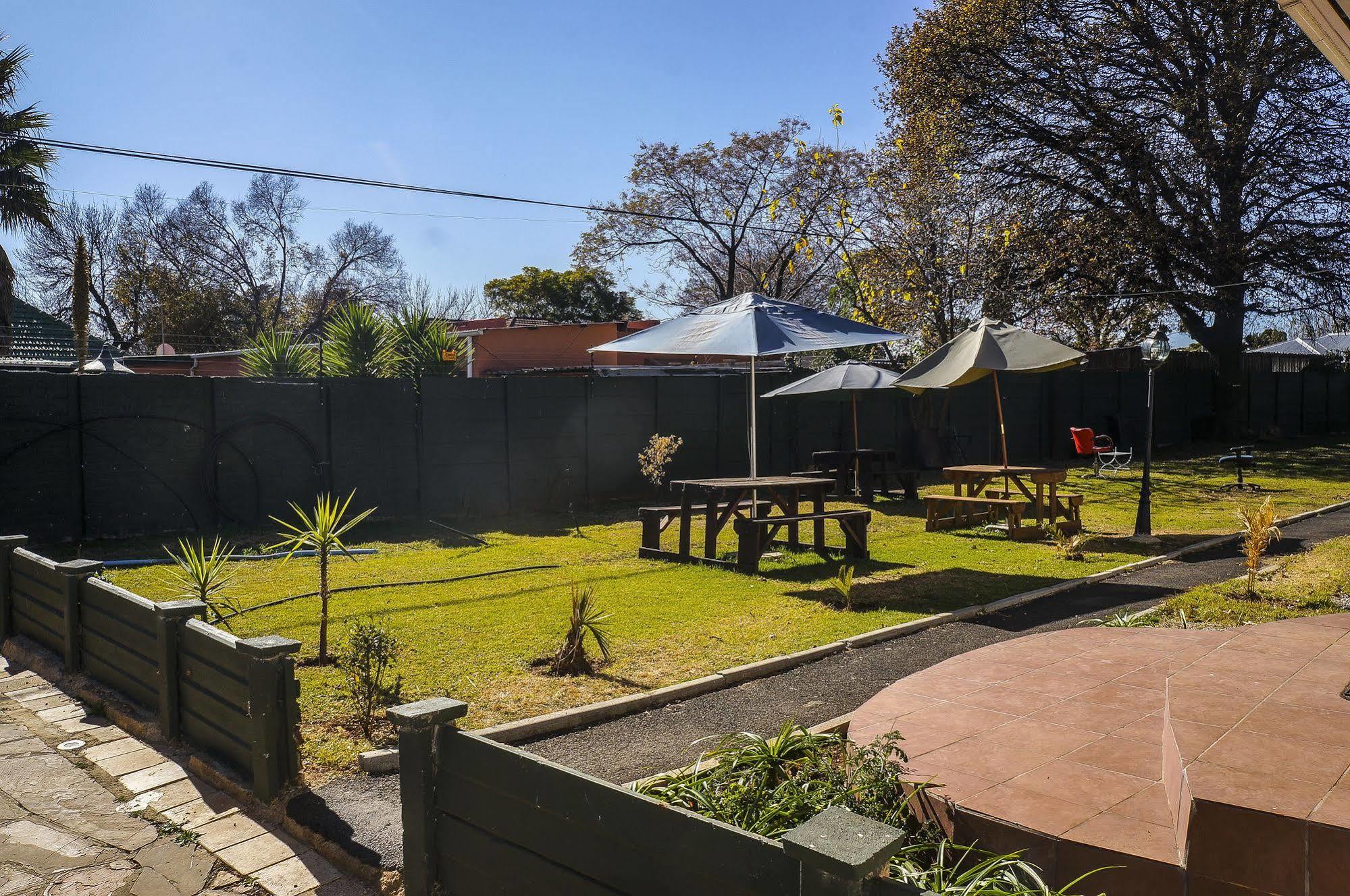 Acn International Regency Lodge Kempton Park Eksteriør billede